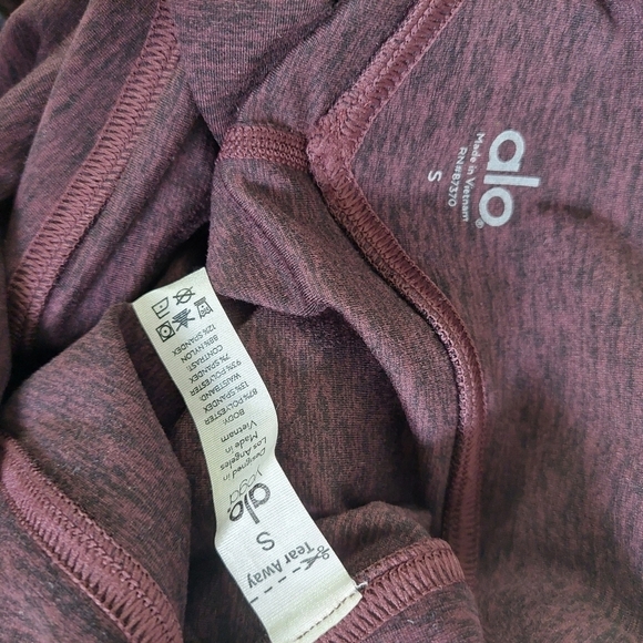 alo Yoga Maroon Gray Leggings Pants S Athleisure Workout Heathered Flexible - Picture 6 of 7